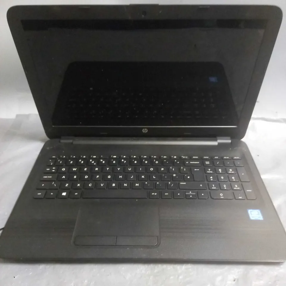 HP NOTEBOOK INTEL PENTIUM PC - TPN-C125