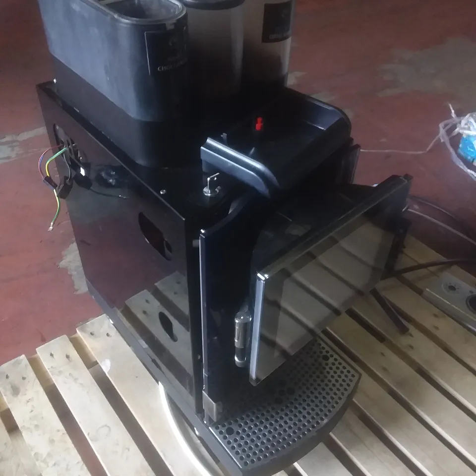 FRANKE COMMERCIAL COFFEE MACHINE FCS4026