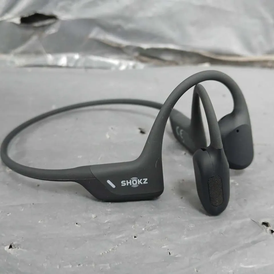 BOXED SHOKZ OPENRUN PRO BLUE BONE CONDUCTION HEADSET