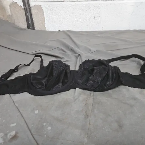 POUR MOI BLACK BRA – WOMEN'S LINGERIE