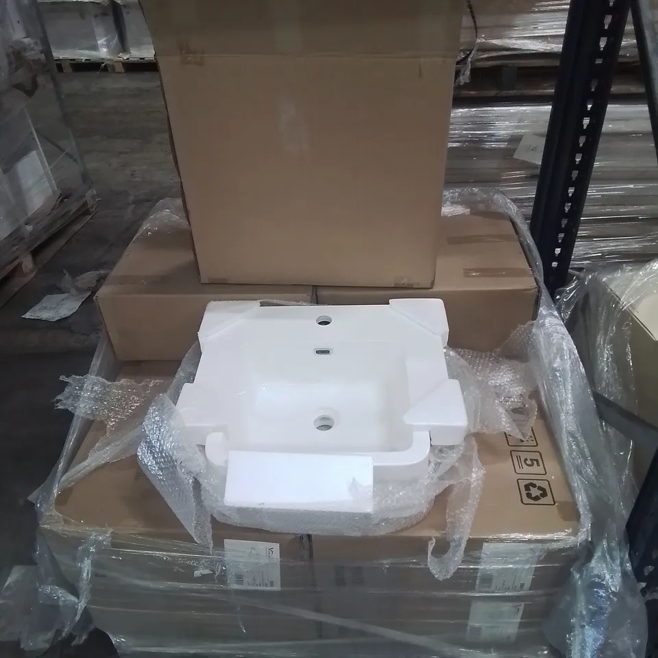 PALLET CONTAINING 11 BATHROOM PORCELAIN SINKS AS NEW