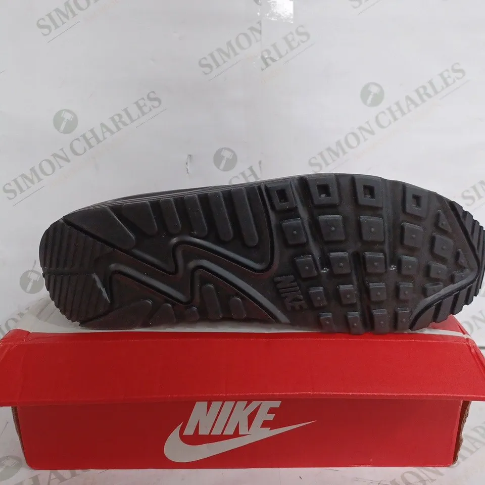 NIKE AIR MAX 90 BLACK TRAINERS - EUR 44