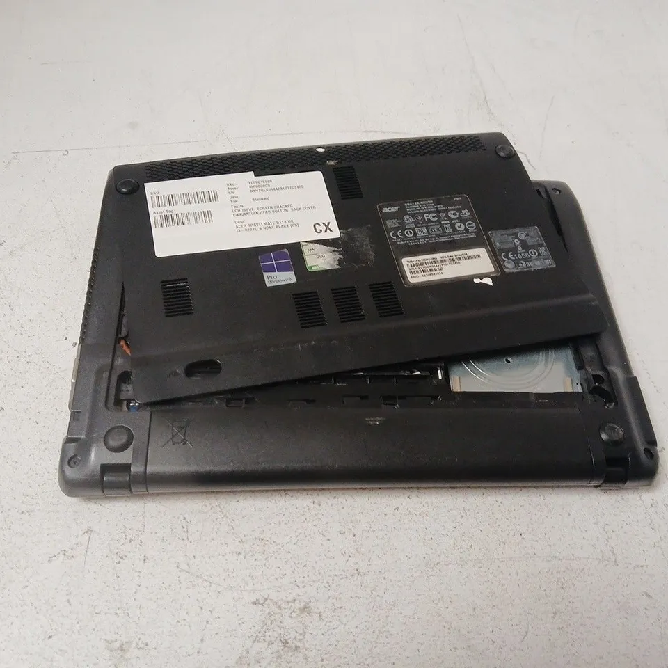 ACER TRAVELMATE B113 UK 13-3227U LAPTOP