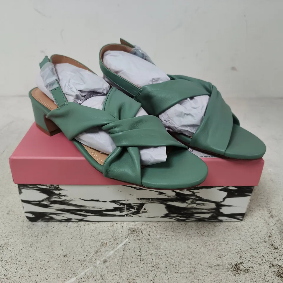 MODA IN PELLE SOFT LEATHER KNOT HEELED SANDAL - 8