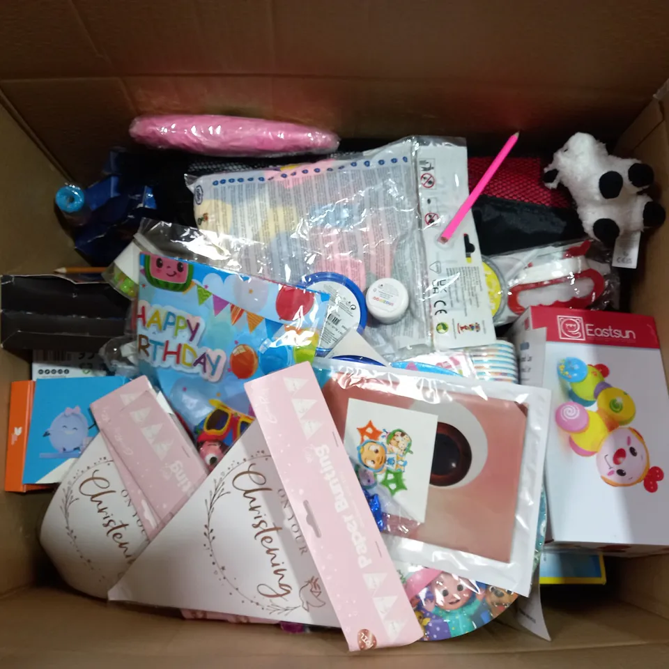 BOX OF APPROX 30 ASSORTED TOYS INCLUDING PLUSH RABBIT, COCOMELON PARTY SUPPLIES AND WOODEN MEMORY CHESS