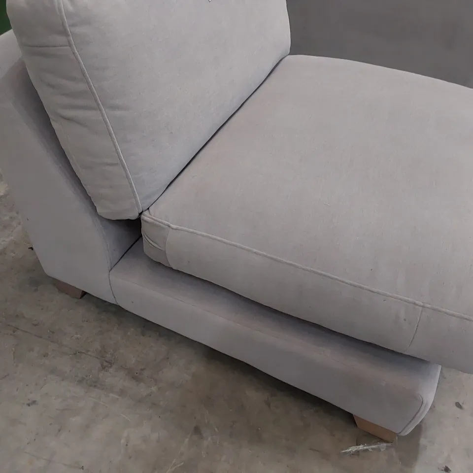 QUALITY BRITISH DESIGNER LOUNGE Co. ARMLESS SINGLE SEAT UNIT GREY PLUSH FABRIC 