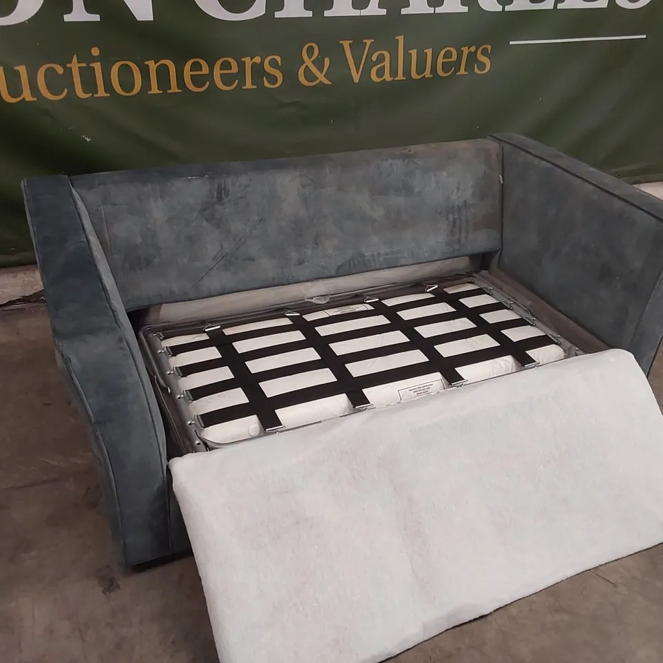 QUALITY DESIGNER AMESBURY LOVE SEAT SOFA BED WITH 2 SIDE CUSHIONS - JADE VELVET