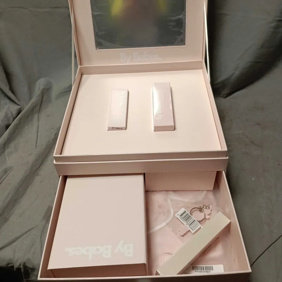 BY BABES MAKEUP SET – PINK BOX WITH MIRROR