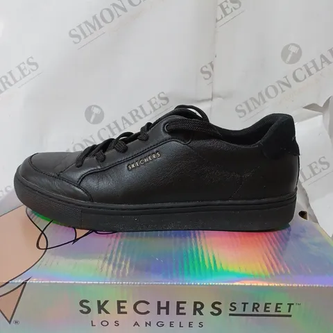 BOXED SKECHERS LEATHER TRAINERS, BLACK - SIZE 5.5