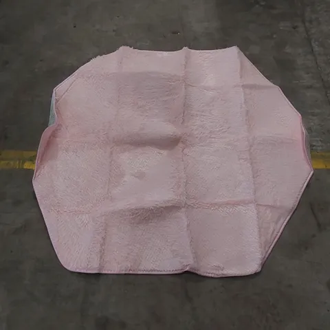 8 X BAGGED KIDS RUG - PUNK // SIZES MAY VARY 