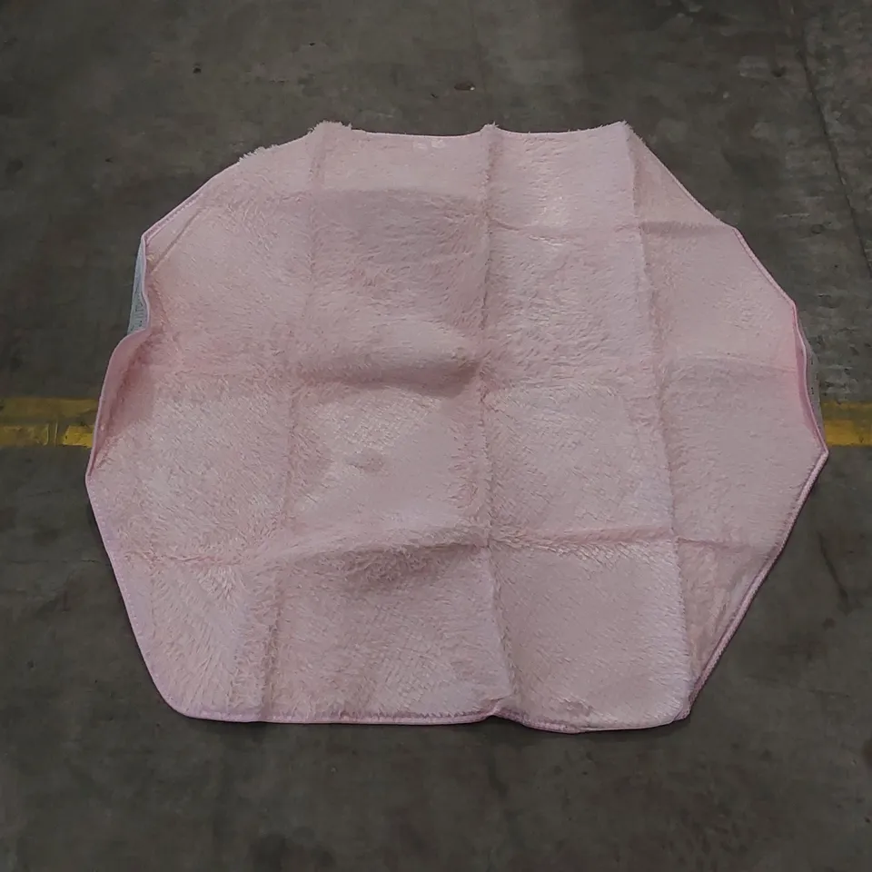 8 X BAGGED KIDS RUG - PUNK // SIZES MAY VARY 