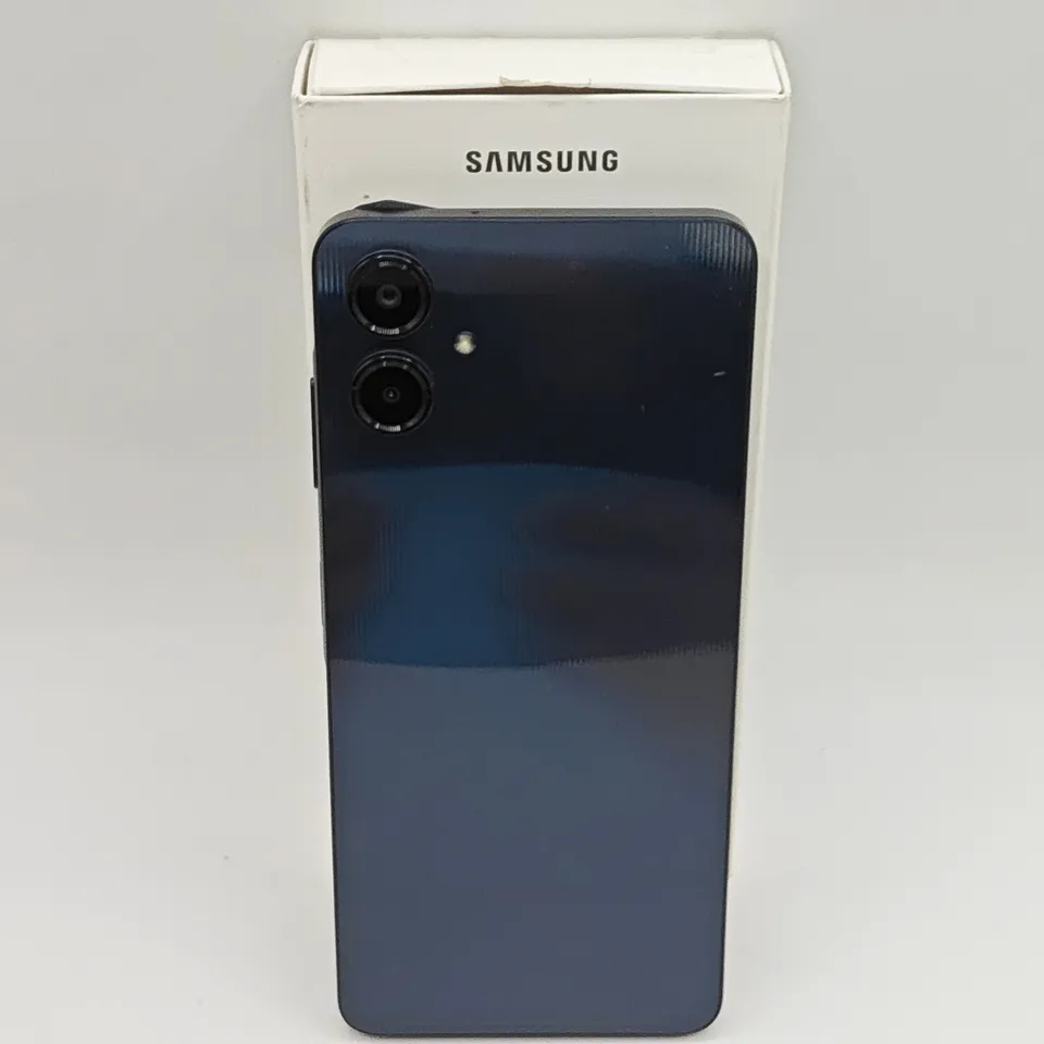 BOXED SAMSUNG GALAXY A06 4/64GB IN BLACK - SM-A065F