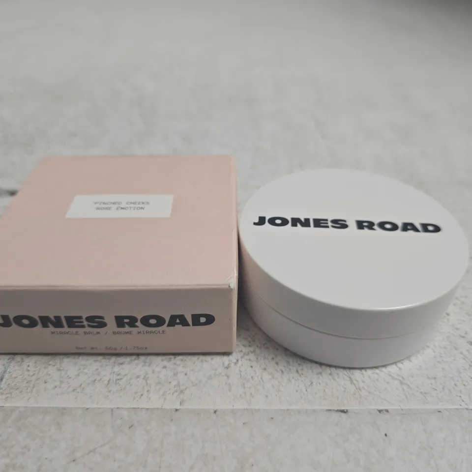 JONES ROAD MAKE-UP BALM