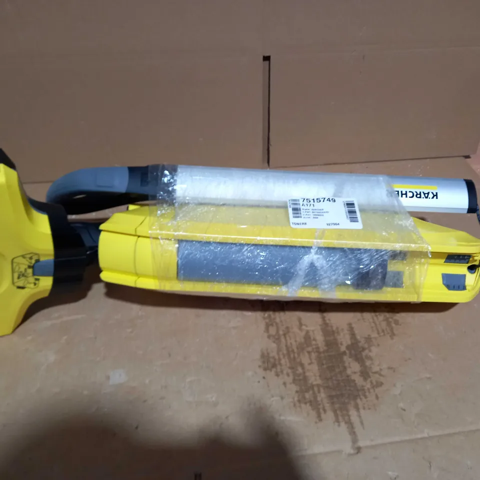 KÄRCHER FC5 CORDLESS HARD FLOOR CLEANER