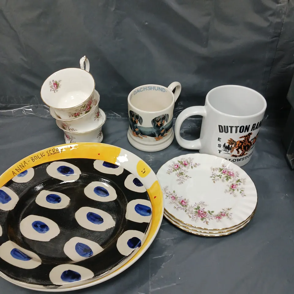 APPROXIMATELY 15 ASSORTED POTTERY PRODUCTS FROM VARIOUS MAKERS - COLLECTION ONLY	