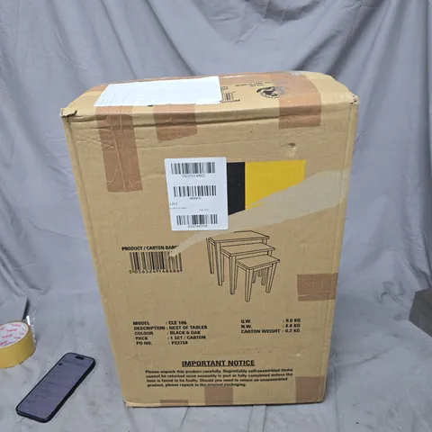 CLE 106 NEST OF TABLES – BLACK & OAK (1 SET)