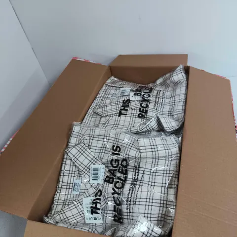 BOX OF APPROXIMATELY 15 ASSORTED CLOTHING ITEMS TO INCLUDE: LONG SLEEVE SHIRT EUR 38