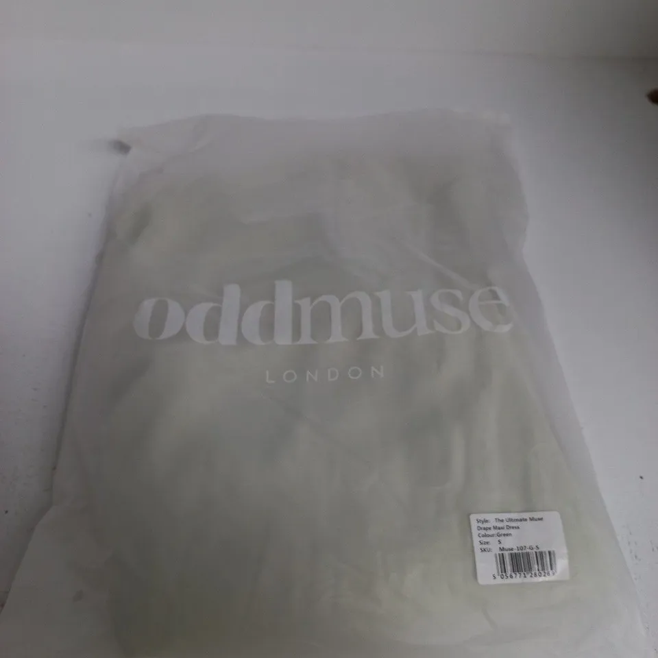ODDMUSE THE ULTIMATE MUSE DRAPE MAXI DRESS – GREEN, SIZE S