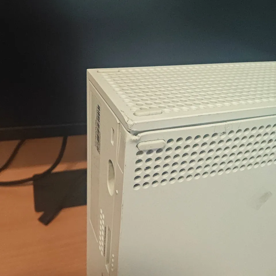 UNBOXED XBOX SERIES S DISC FREE CONSOLE
