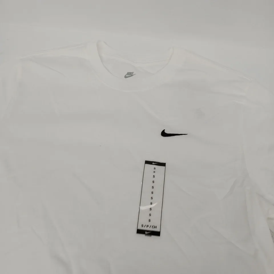 NIKE WHITE T‑SHIRT – UK SIZE SMALL