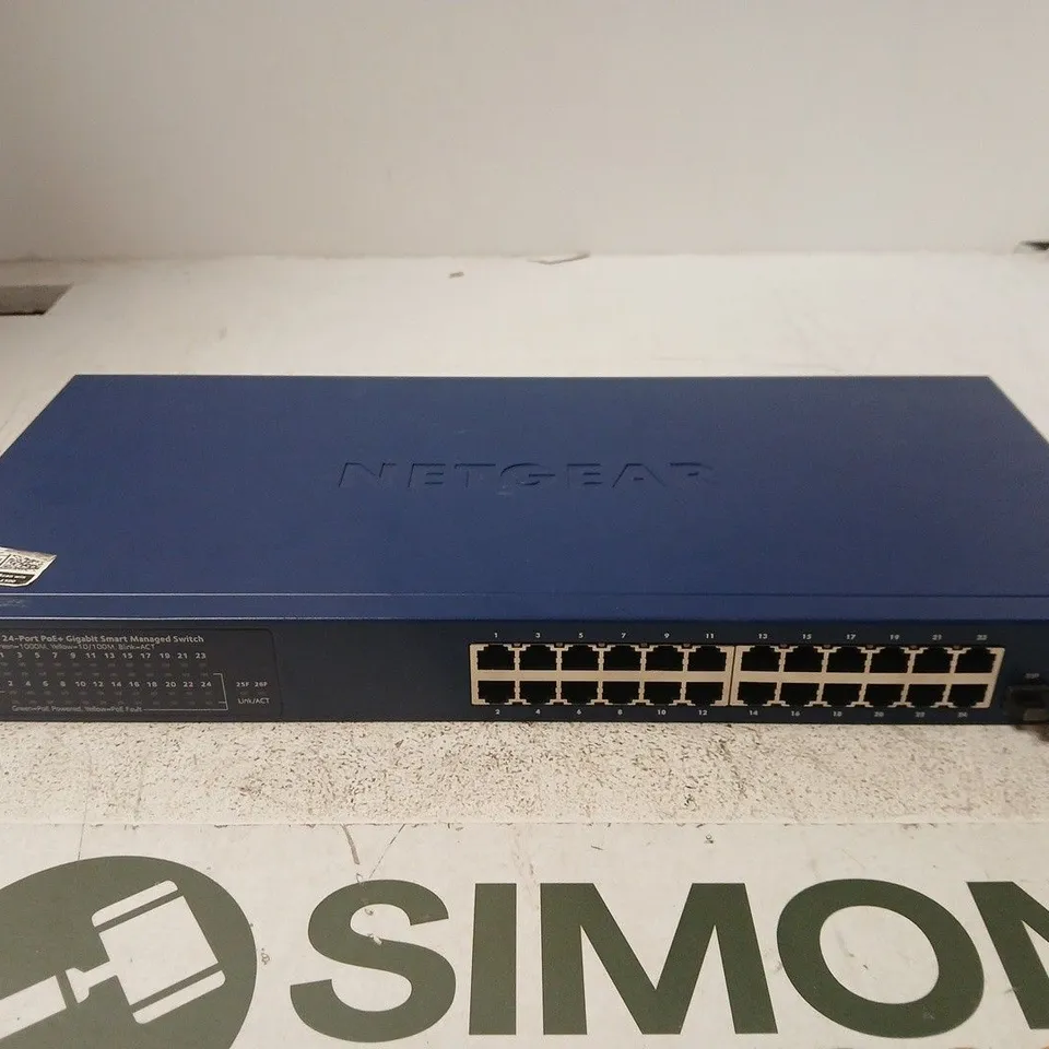 NETGEAR PROSAFE 24-PORT POE+ GIGABIT SMART MANAGED SWITCH