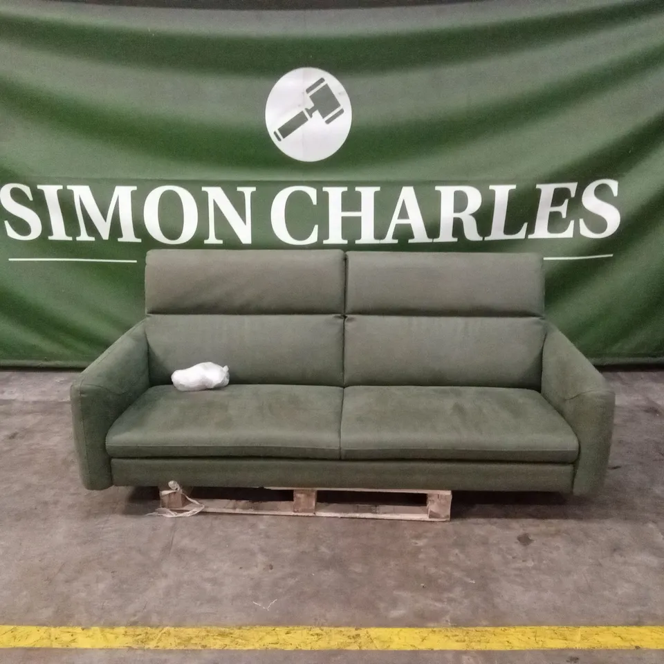 QUALITY DESIGNER ITALIAN MADE LARGE DUSK 3 SEATER SOFA 