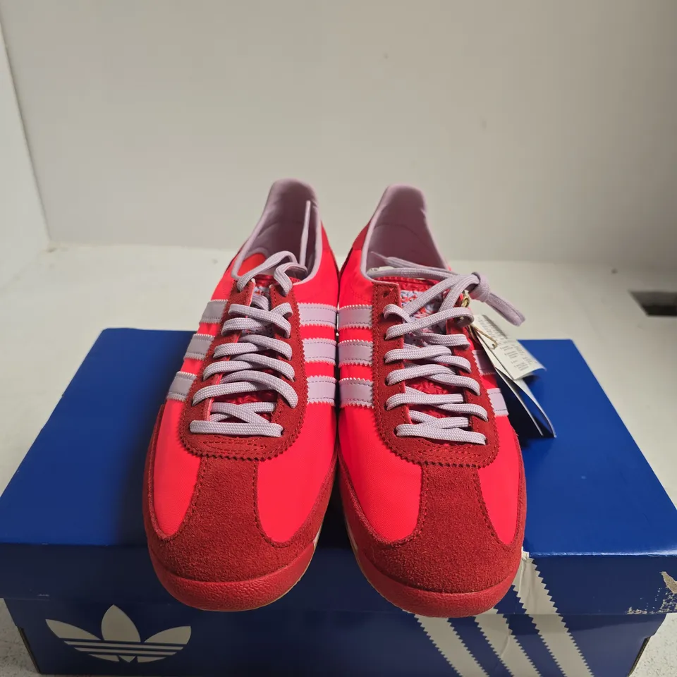 BOXED PAIR OF ADIDAS SL72 OG W WOMEN'S SNEAKERS – RED/PINK, UK 6