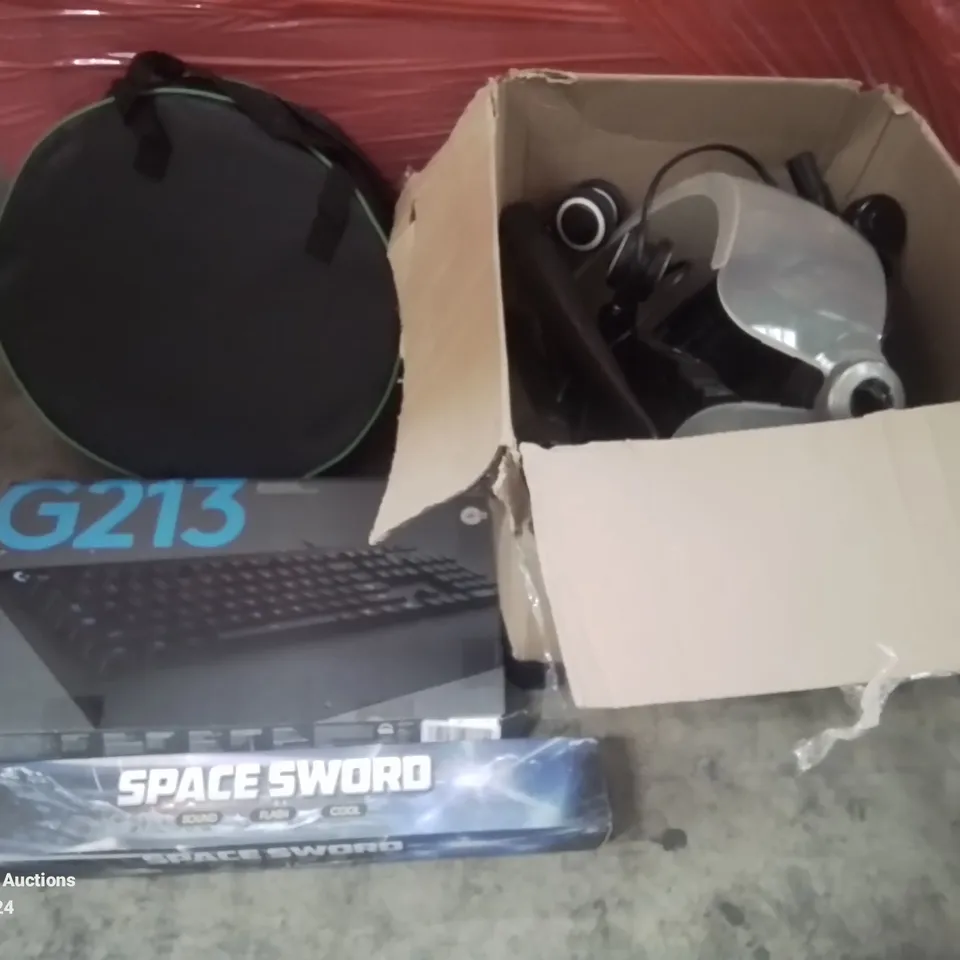 PALLET OF ASSORTED HOUSEHOLD AND ELECTRICAL ITEMS TO INCLUDE ELECTRIC VEHICLE CHARGER, TOYS AND KEYBOARD 