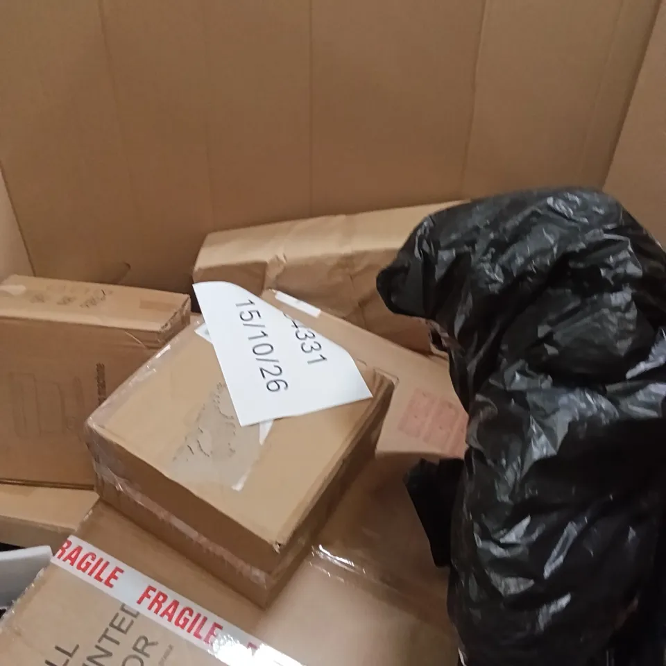 PALLET OF ASSORTED ITEMS INCLUDING - TOASTER, TOP STRONG FOOD PROCESSOR 