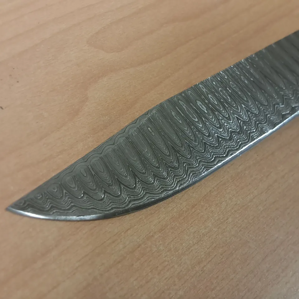 8" WOODEN HANDLED HUNTING KNIFE WITH TEXTURED BLADE
