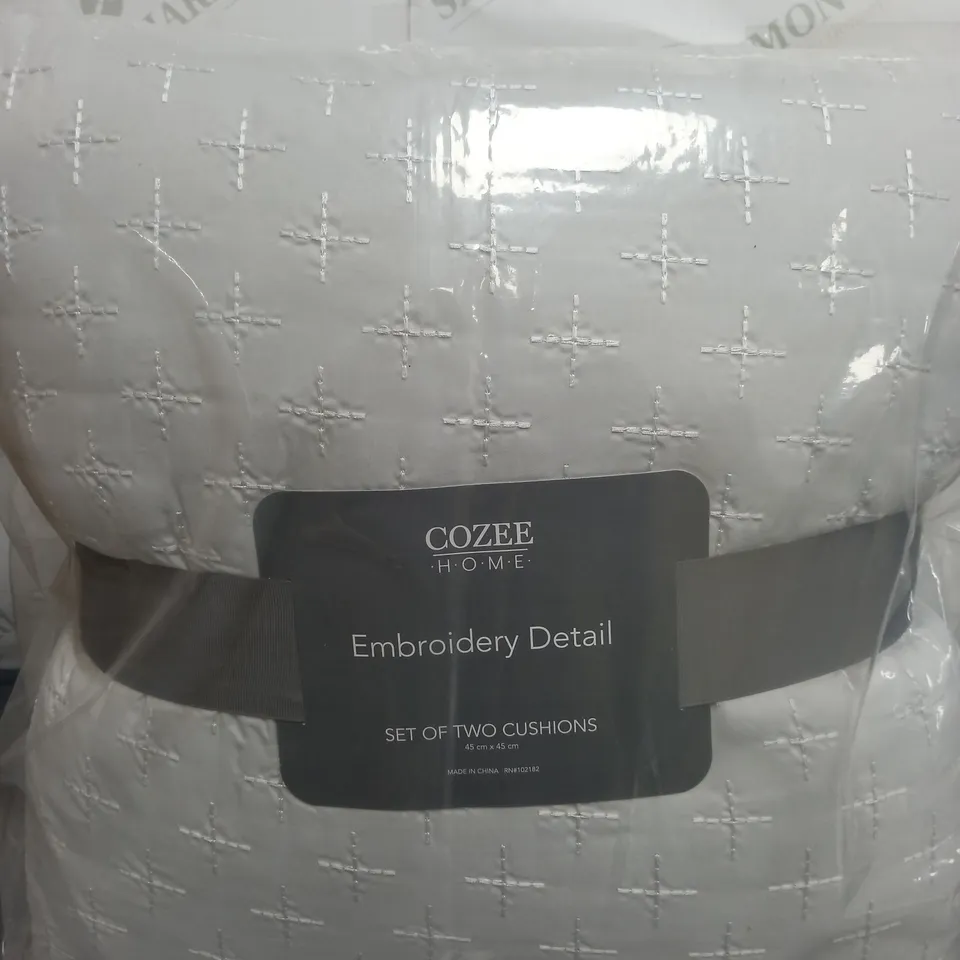 COZEE HOME EMBROIDERY DETAILED SET OF PILLOWS 