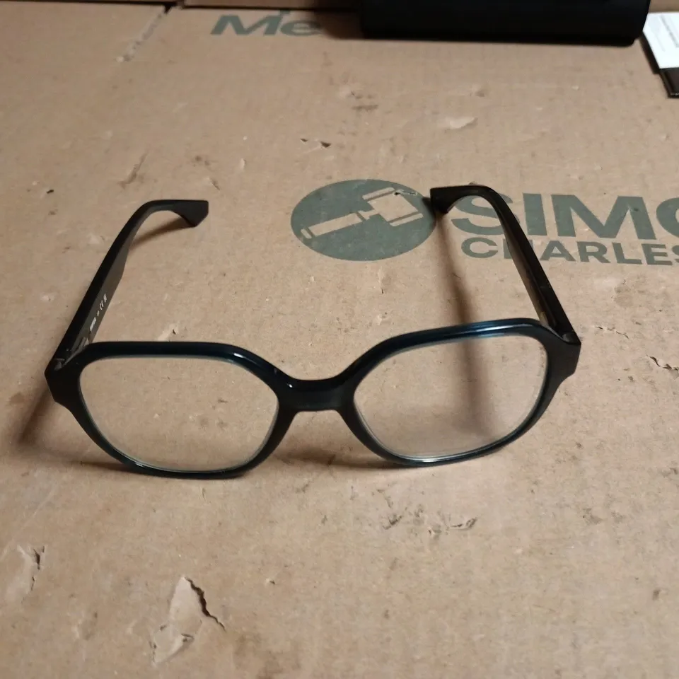 ARNETTE BLACK FRAMED GLASSES WITH HARD CASE 