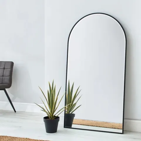 BOXED APARTMENT ARCHED LEANER MIRROR (1 BOX)