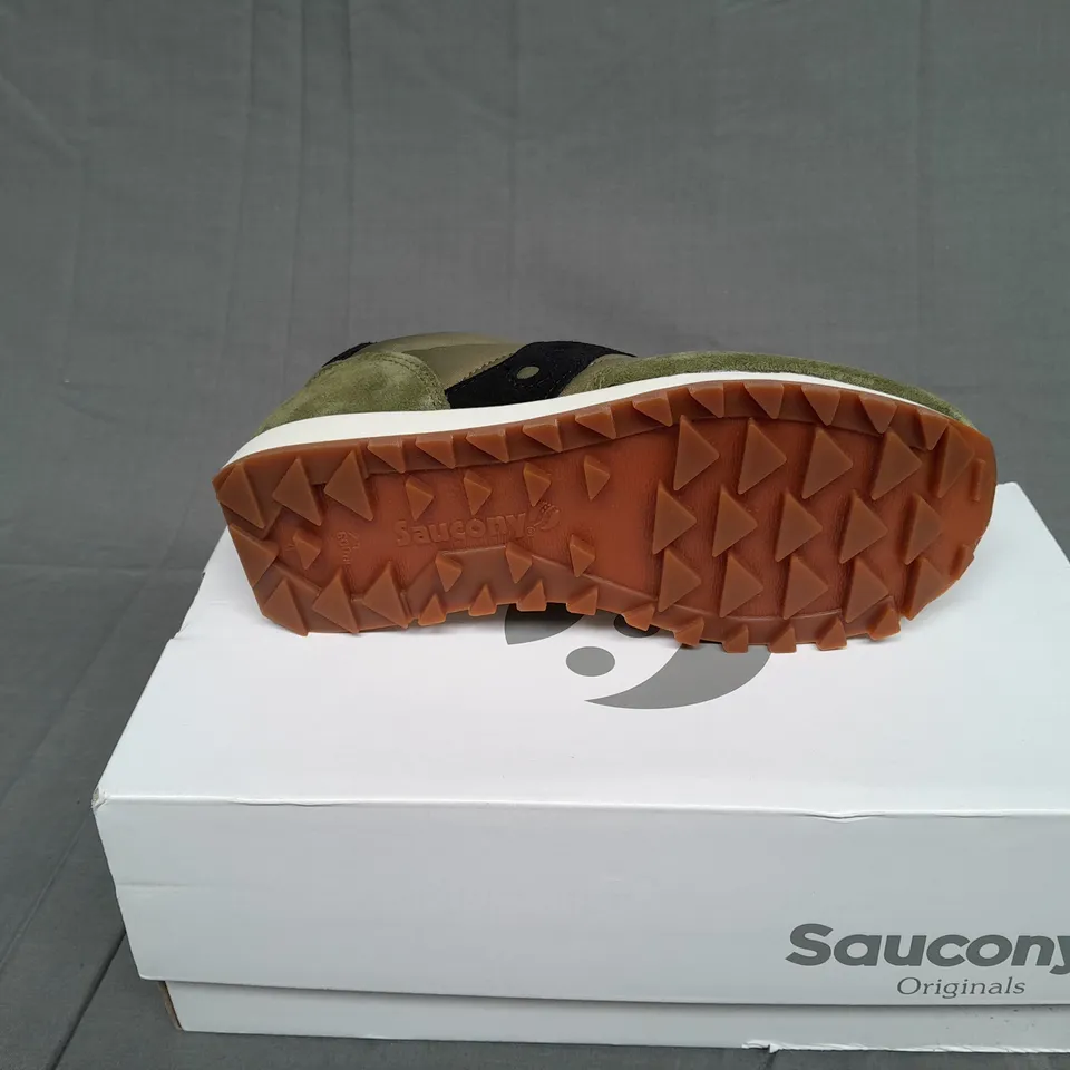 BOXED PAIR OF SAUCONY JAZZ ORIGINAL VINTAGE UK 3.5 