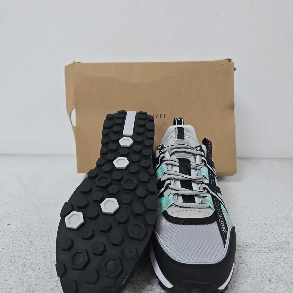 CRUYFF HEX-TECH MONTSERRAT TRAINERS – UK 8 (EU 42), GREY/MINT