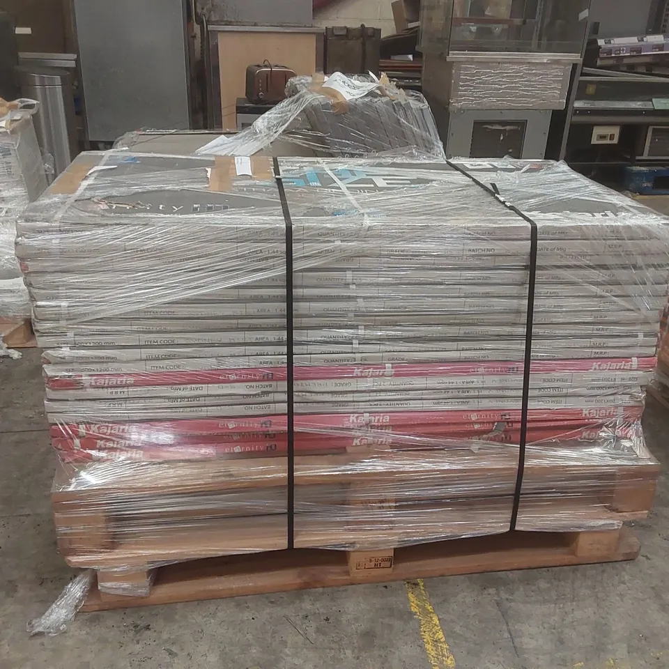 PALLET CONTAINING A LARGE QUANTITY OF BRAND NEW TILES