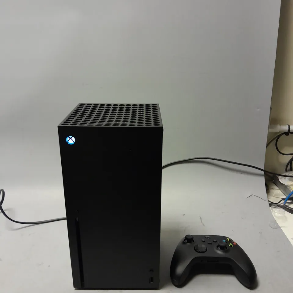 BOXED XBOX SERIES X 1TB REFURBISHED WITH CONTROLLER 