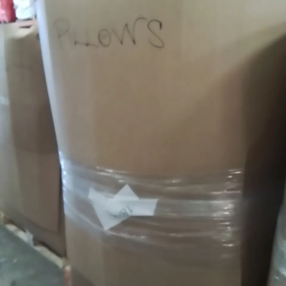 PALLET TO CONTAIN A LARGE QUANTITY OF PILLOWS