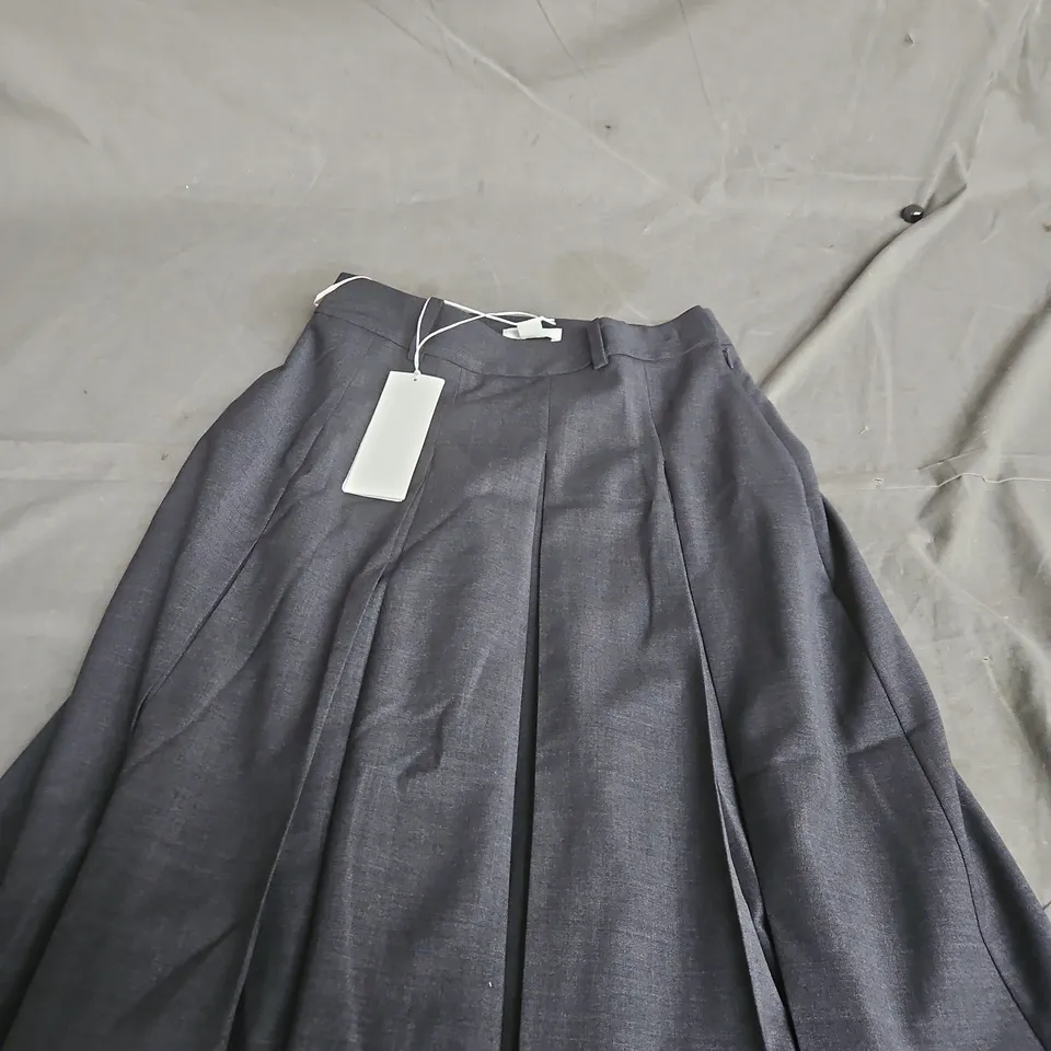 ARKET WOMEN'S WOOL-BLEND TROUSERS – DARK GREY, UK 6 (EU 34)