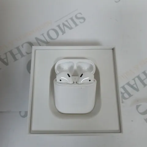 APPLE AIRPODS 1ST GENERATION 