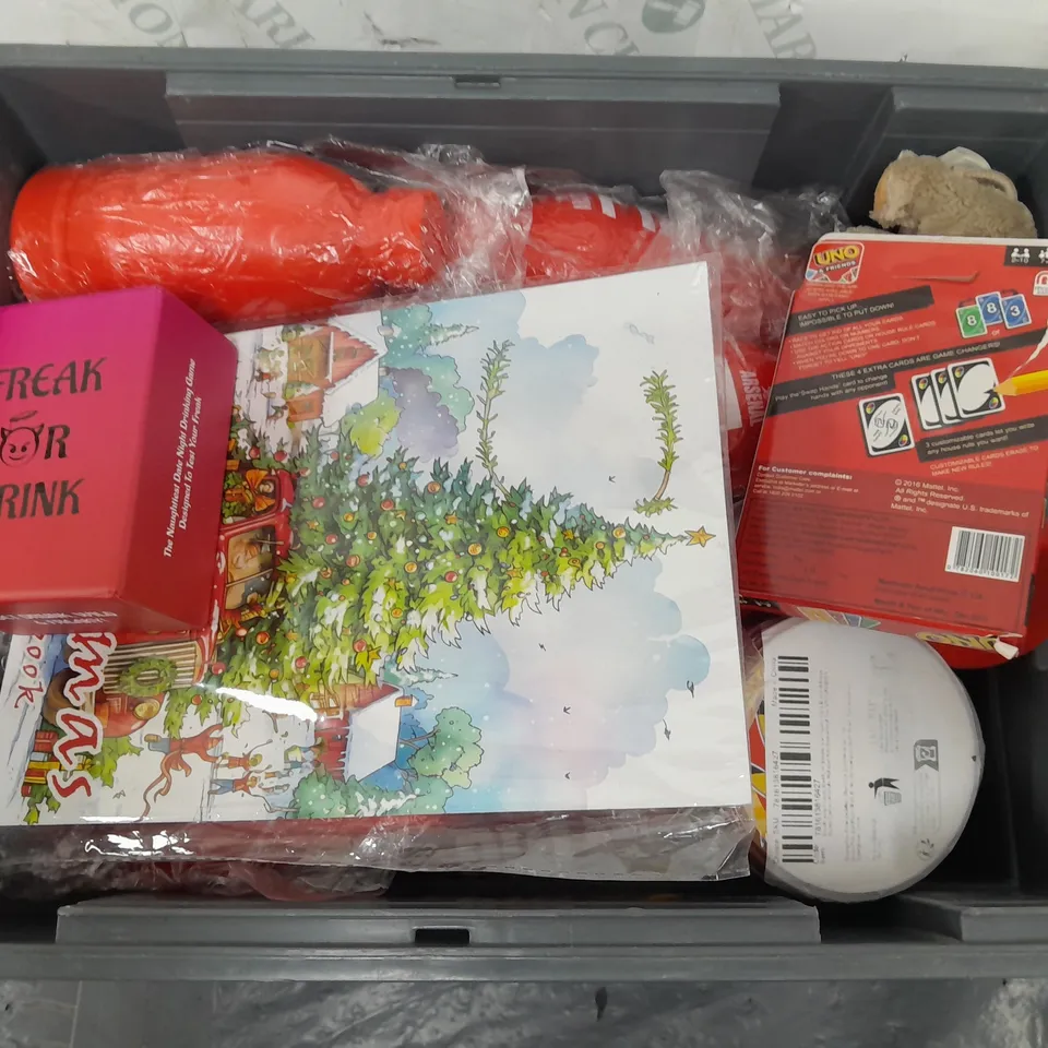 APPROXIMATELY 12 ASSORTED TOYS & GAMES PRODUCTS TO INCLUDE UNO CARD GAME, ARSENAL PRIME BOTTLE TOY, BATMAN HOTWHEELS CAR, ETC