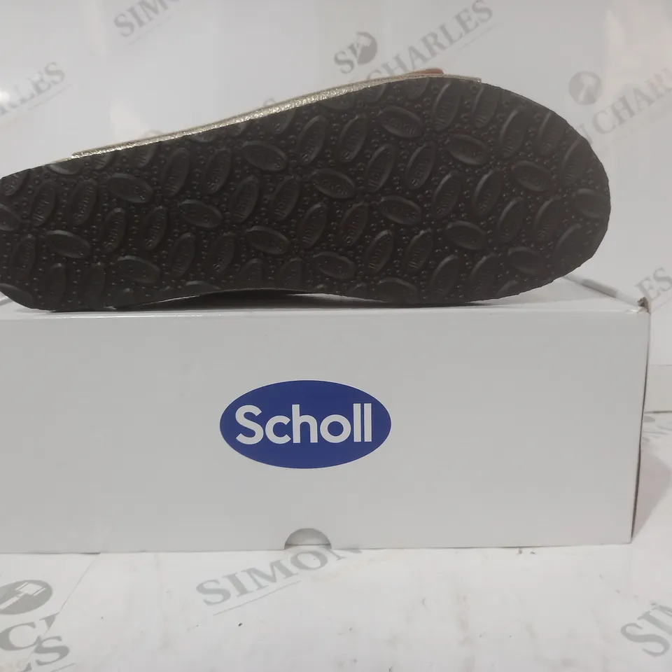 BOXED PAIR OF SCHOLL OPEN TOE SANDALS IN METALLIC GOLD SIZE 7