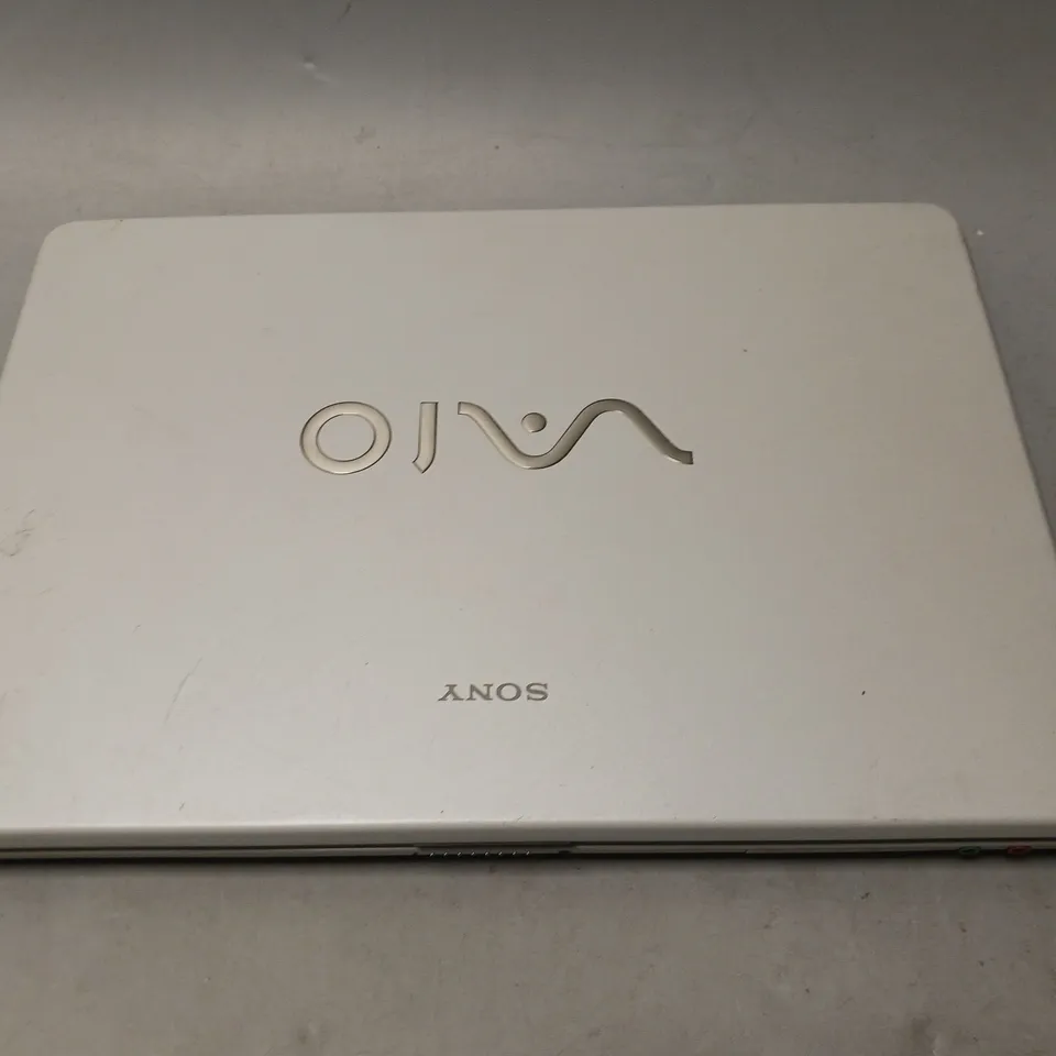 UNBOXED SONY INTEL CENTRINO PERSONAL COMPUTER - PCG-7G1M