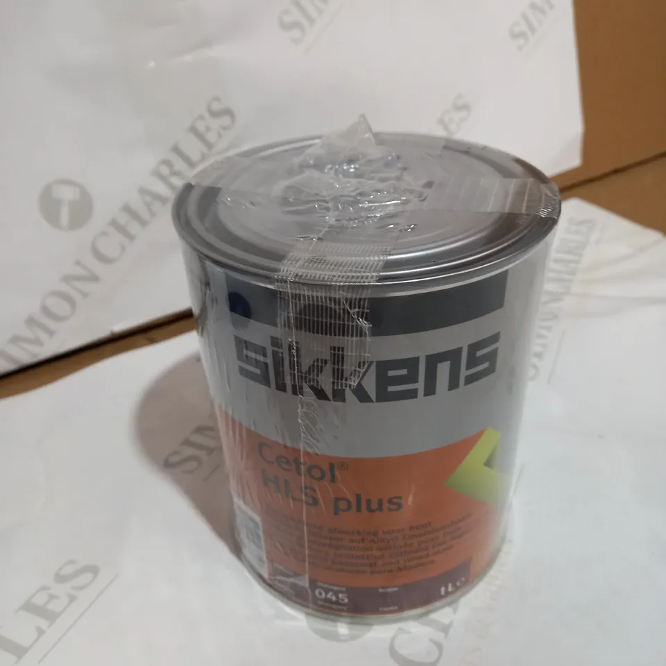 SIKKENS SATIN BASECOAT AND WOOD STAIN 