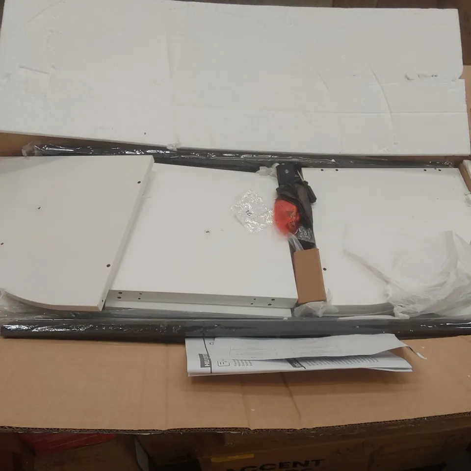 BOXED WOODEN CORNER SHELF IN WHITE