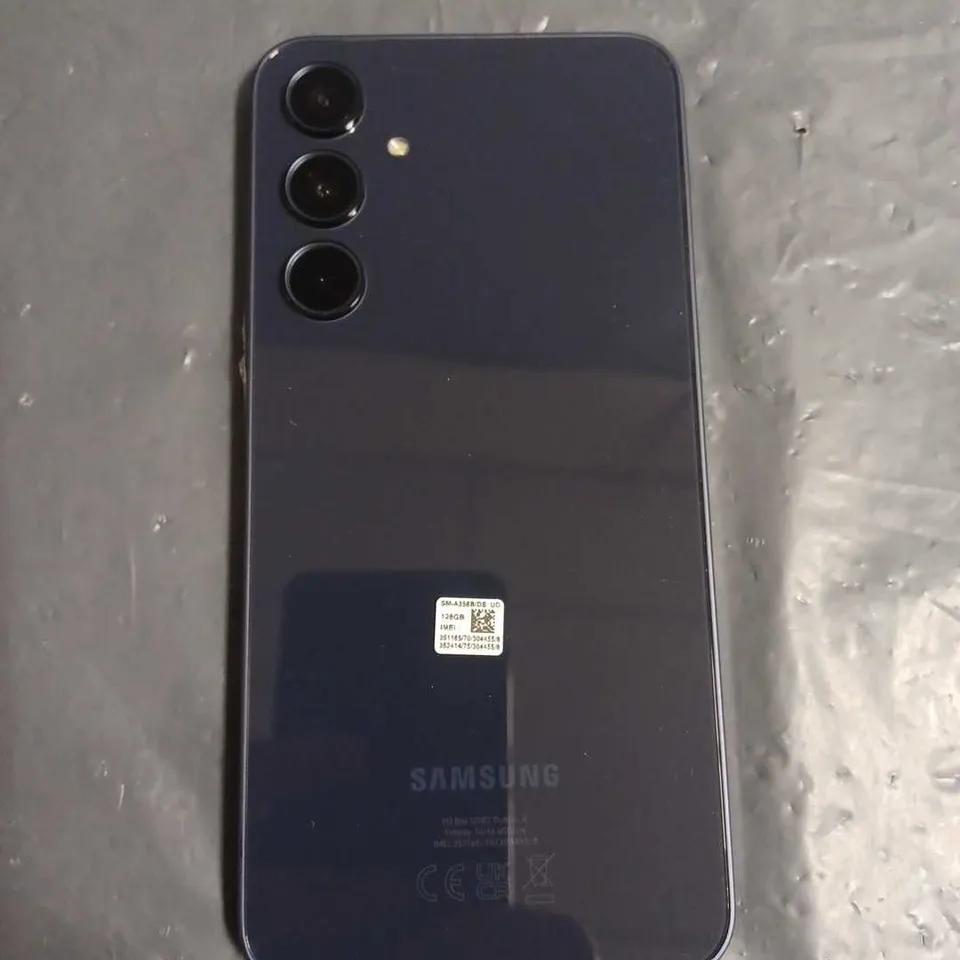 BOXED SAMSUNG GALAXY A35 5G 6GB 128GB MOBILE IN NAVY - SM-A356B RRP £949