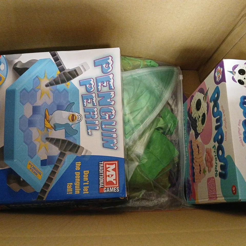 LOT OF 8 ASSORTED TOYS AND CRAFT ITEMS TO INCLUDE AQUA DRAGONS, CRAYOLA FELTS AND STUDY BOOK
