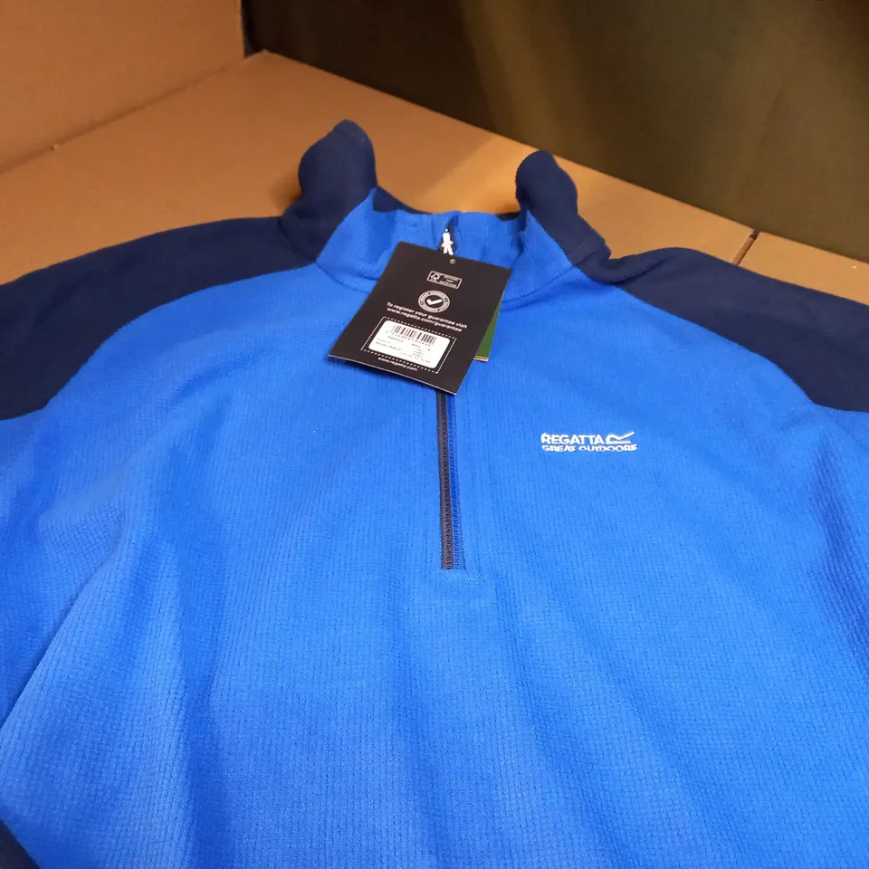 REGATTA BLUE TONES/LOGO JUMPER - LARGE 