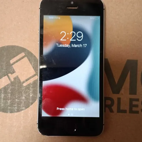 APPLE IPHONE SE A1723