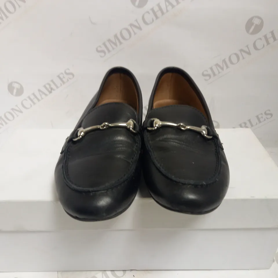 RUSSELL & BROMLEY GALLOP LEATHER LOAFERS UK SIZE 3